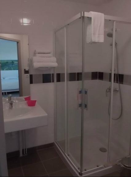 La Peniche Hotel Pierrefitte-sur-Loire Kültér fotó